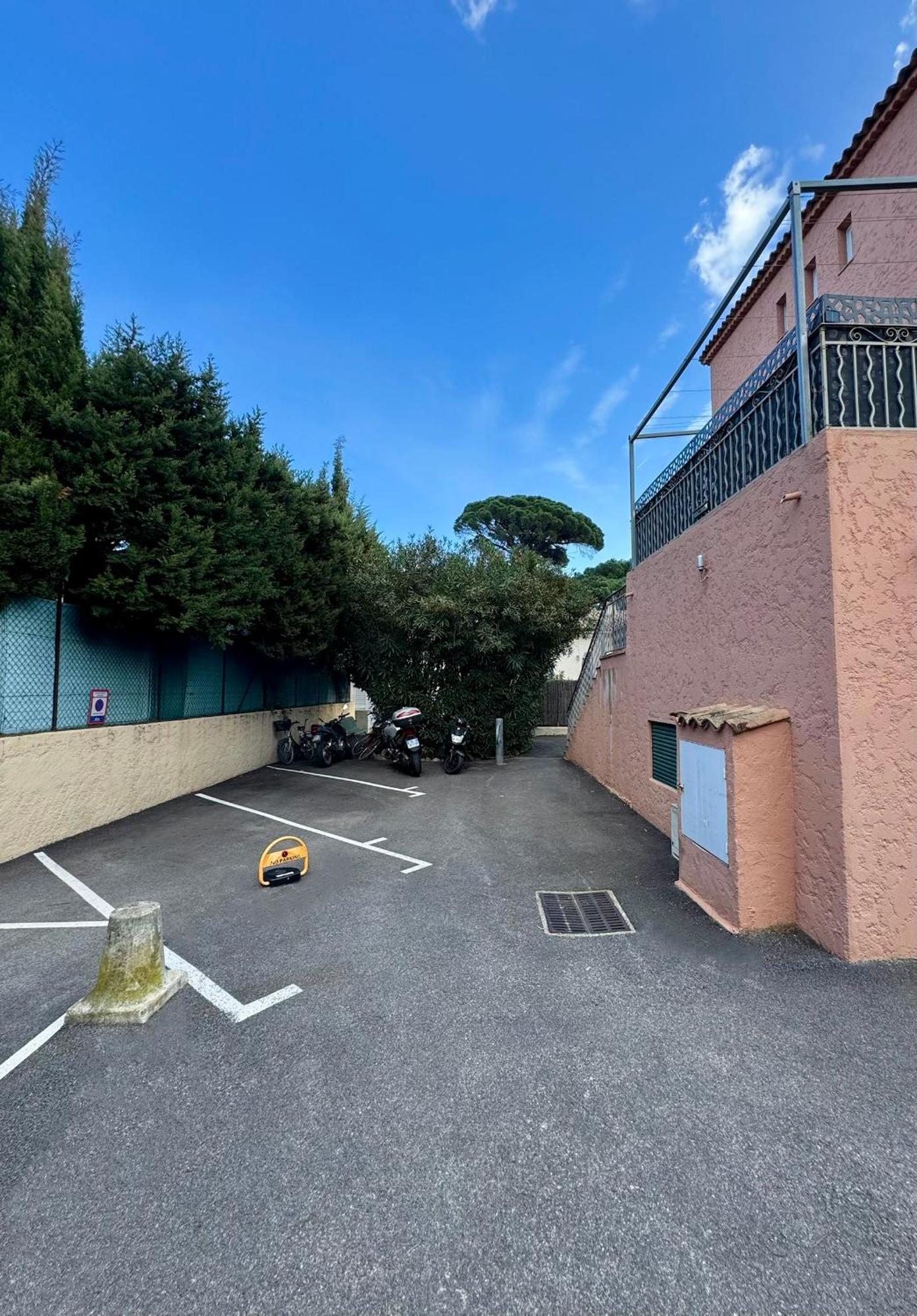 Studio Climatise, Terrasse, Parking Prive, 50M De La Plage Σαιν-Τροπέ Εξωτερικό φωτογραφία