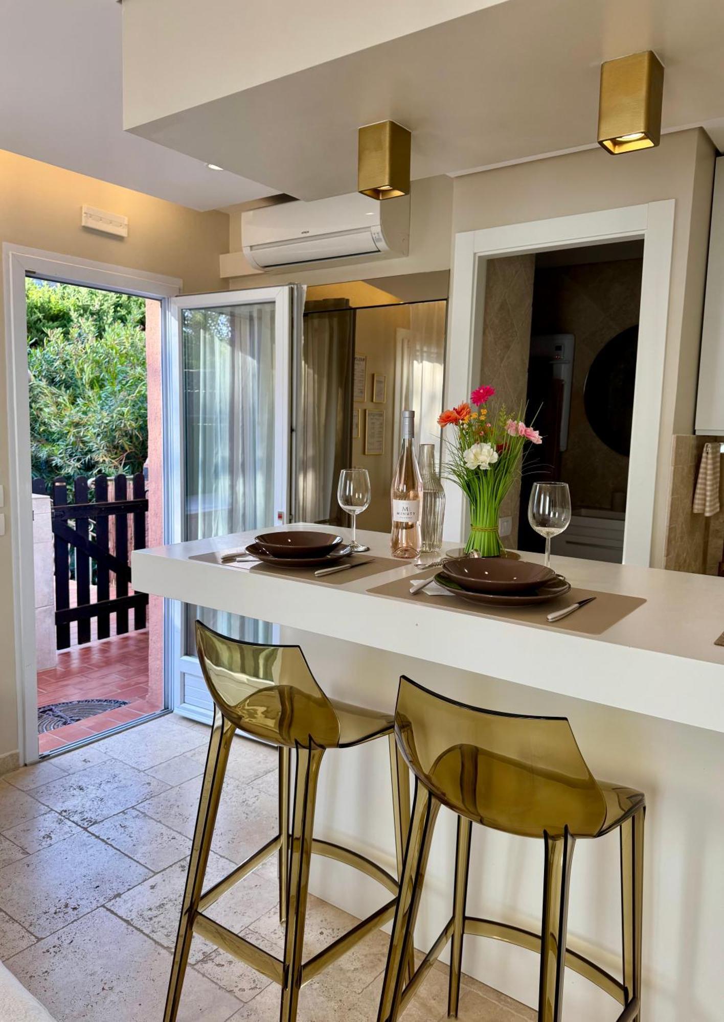 Studio Climatise, Terrasse, Parking Prive, 50M De La Plage Σαιν-Τροπέ Εξωτερικό φωτογραφία