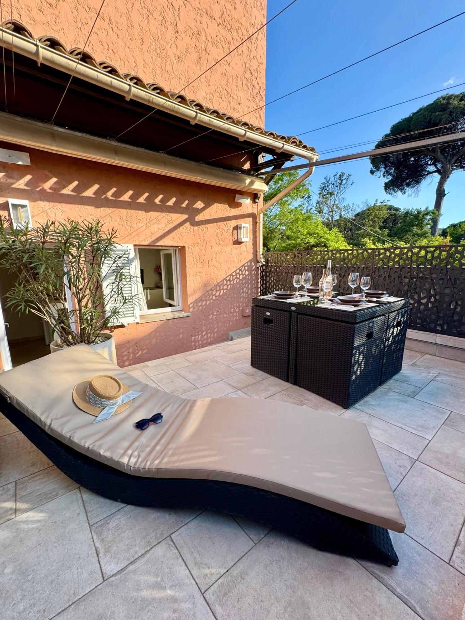 Studio Climatise, Terrasse, Parking Prive, 50M De La Plage Σαιν-Τροπέ Εξωτερικό φωτογραφία